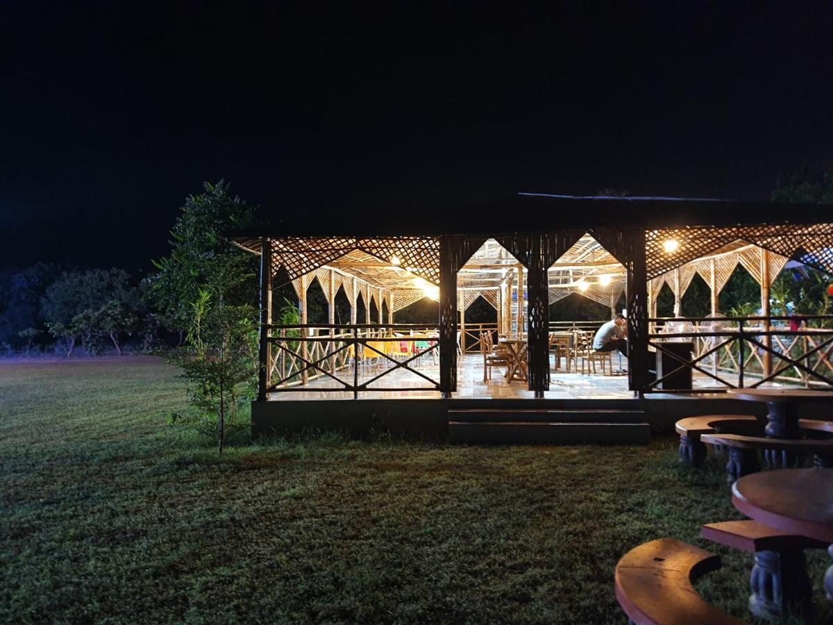 Modhera Sunrise Resort - Tents Bhungas Jungle Restaurants & Candlelight Dining Kalri Экстерьер фото
